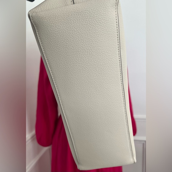 Coach handbag CP037 THEA TOTE Chalk - Picture 9 of 16